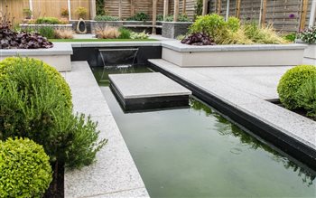 Offering a typical 'granite' pattern with chunky whites, light-creams and silver-greys with a peppering of black-grey – Silver Grey Granite has a stylish mottled pattern and is ideal for both traditional and contemporary landscape designs. Its lighte